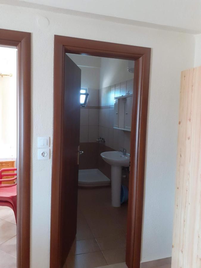 Poly'S House Apartment Nea Vrasna Bagian luar foto