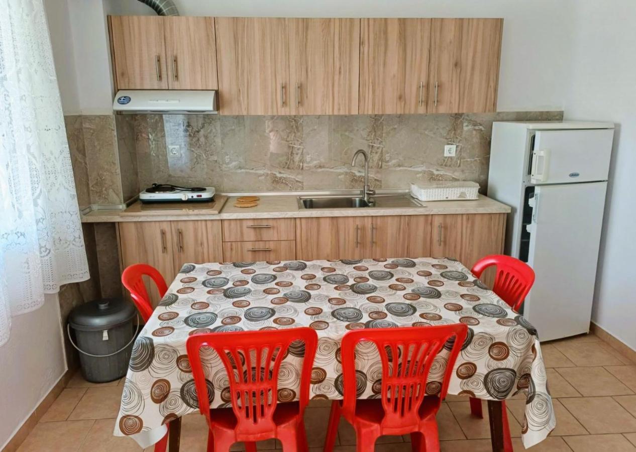 Poly'S House Apartment Nea Vrasna Bagian luar foto