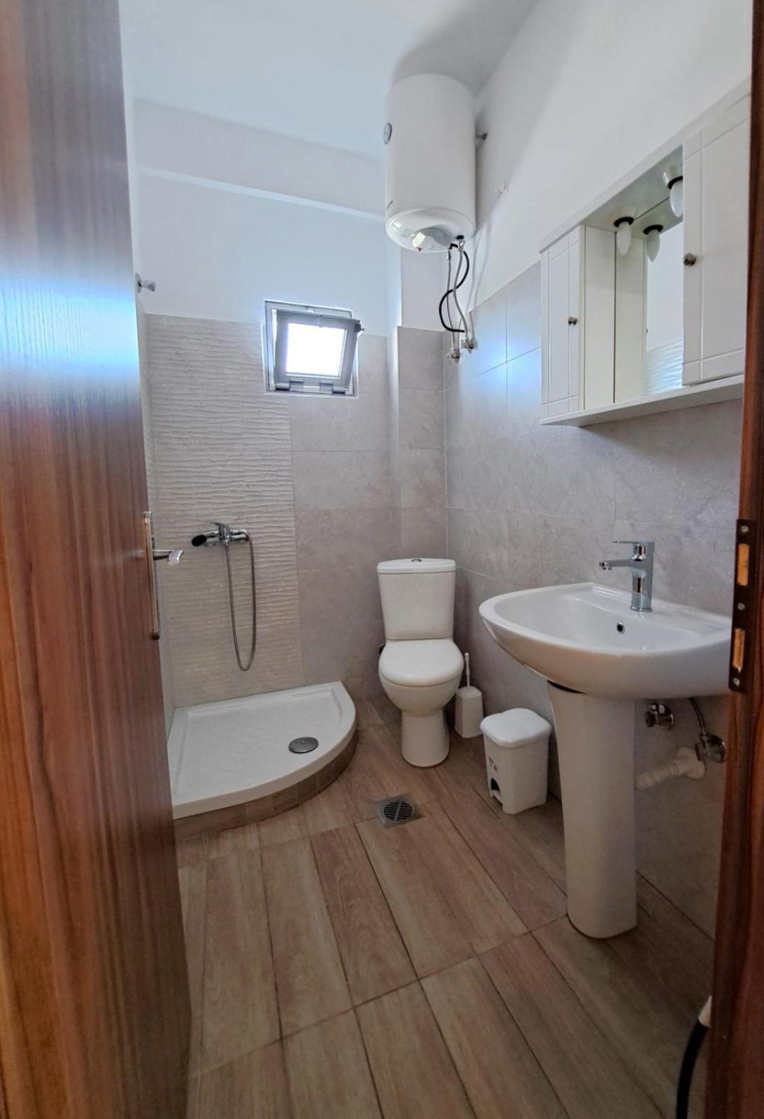 Poly'S House Apartment Nea Vrasna Bagian luar foto